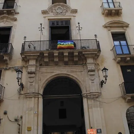 ベッド・アンド・ブレックファスト Palazzo Sant'alfano