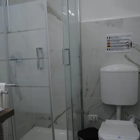 ベッド・アンド・ブレックファスト Palazzo Sant'alfano 4*